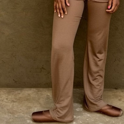 Highline leg warmers in Clay