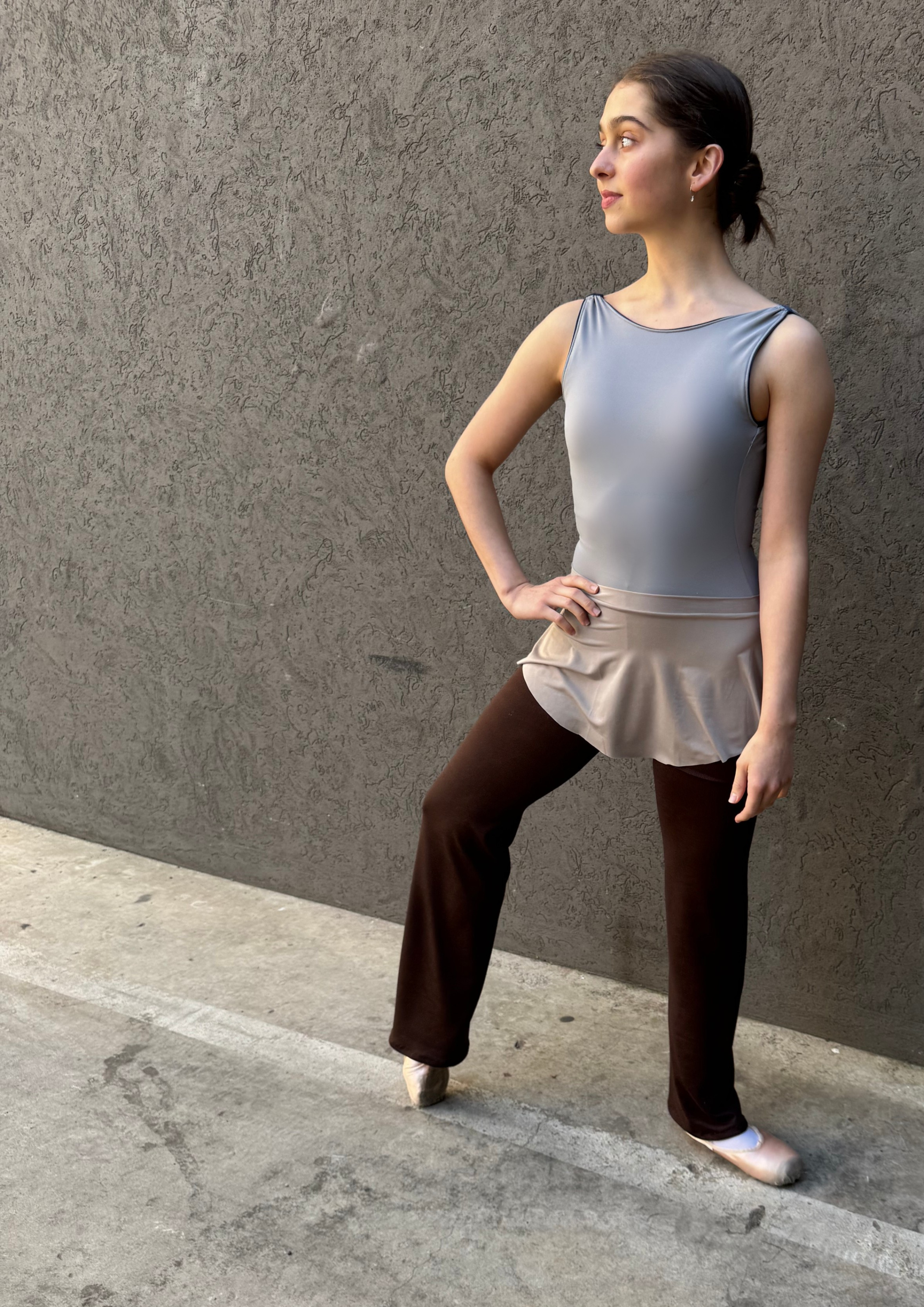 Highline leg warmers in Earth