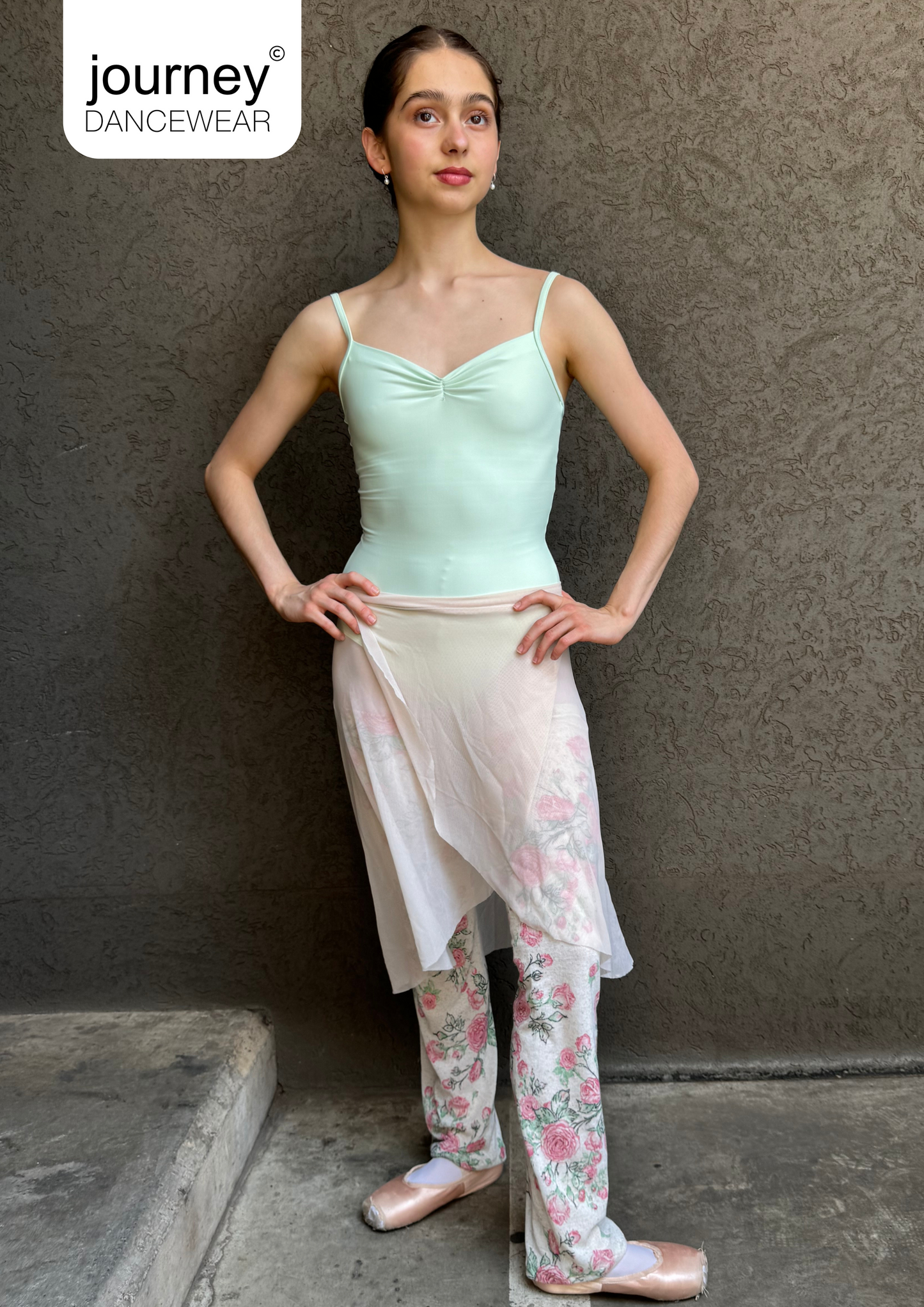 Stretch Manhattan Skirt in Rose water