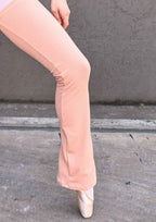 Highline Leg warmers in Soft Peach