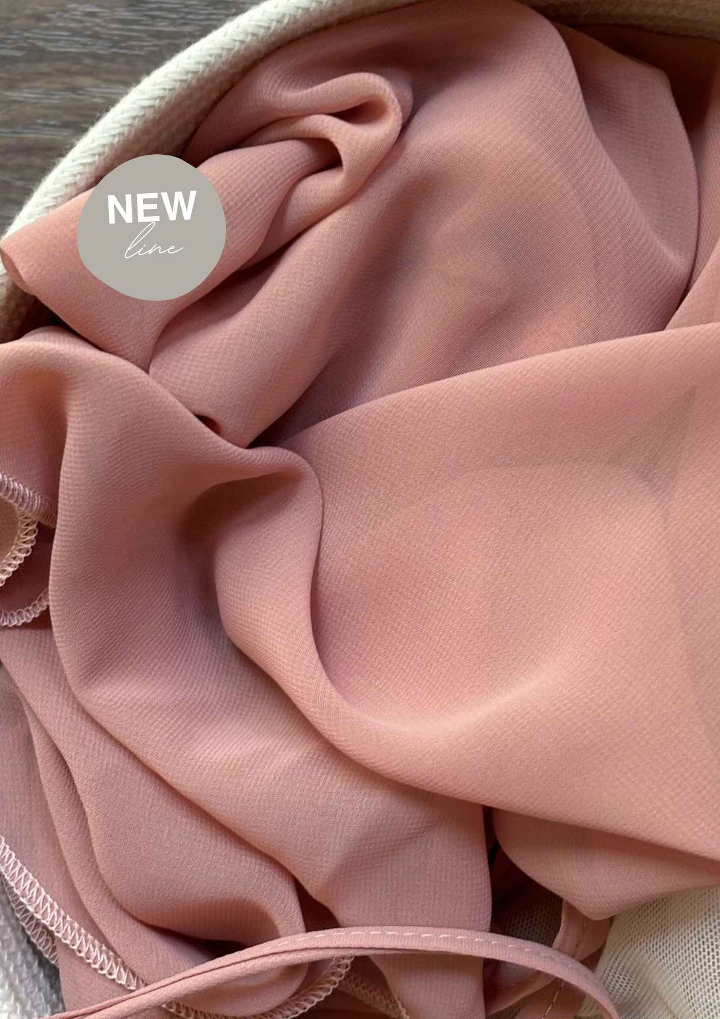 Manhattan Wrap Skirt in Petal