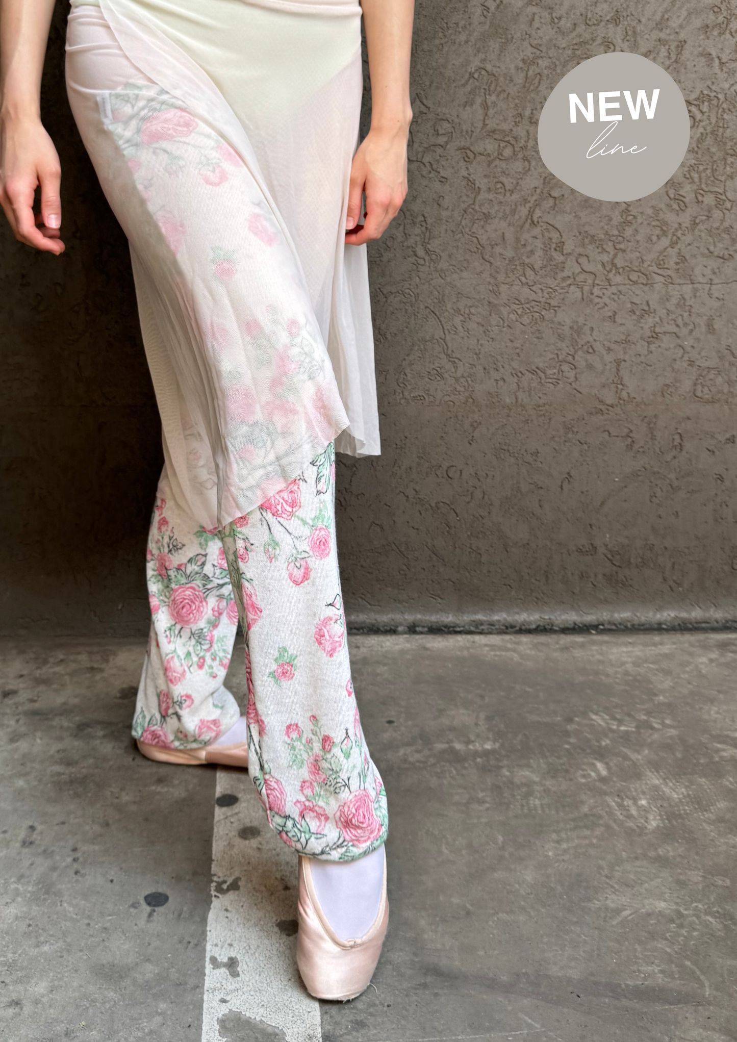 Stretch Manhattan Skirt in Rose water