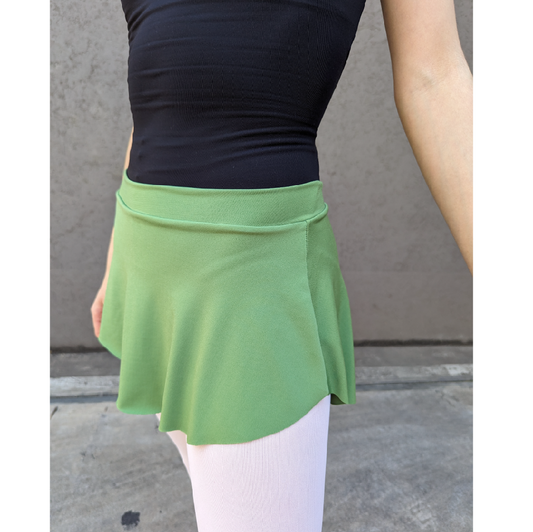 Avenue Skirt in Matcha